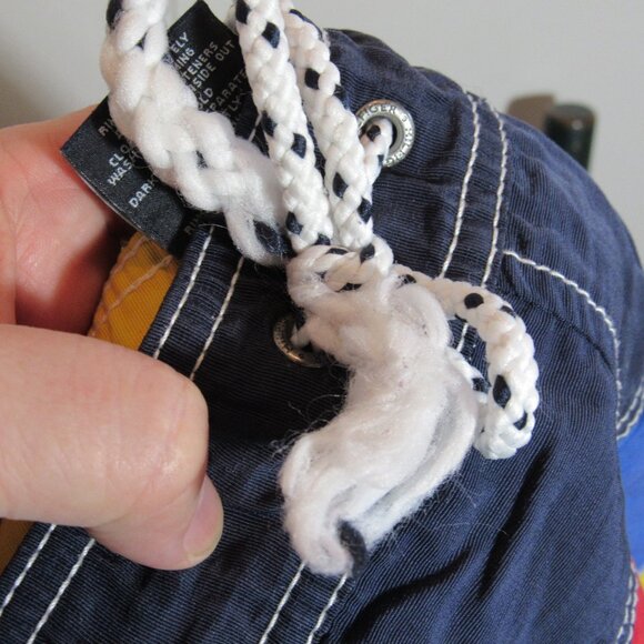 Tommy Hilfiger US.085 Mens Swim Trunks Shorts Spell Out Mesh Lined Size S Blue - Picture 10 of 10